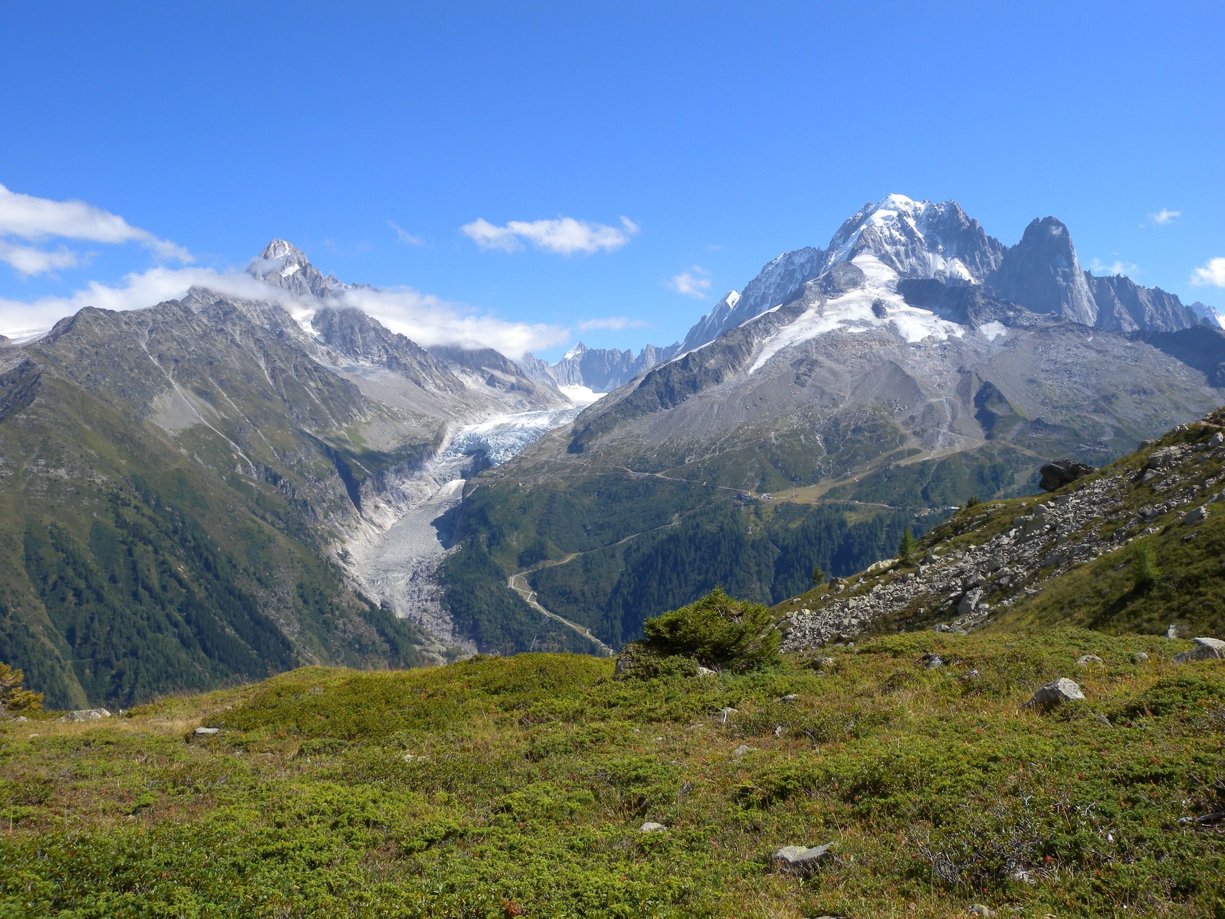 Le glacier d’Argentière et ses séracs, bassin depuis lequel se fait la remontée vers le col du Passon