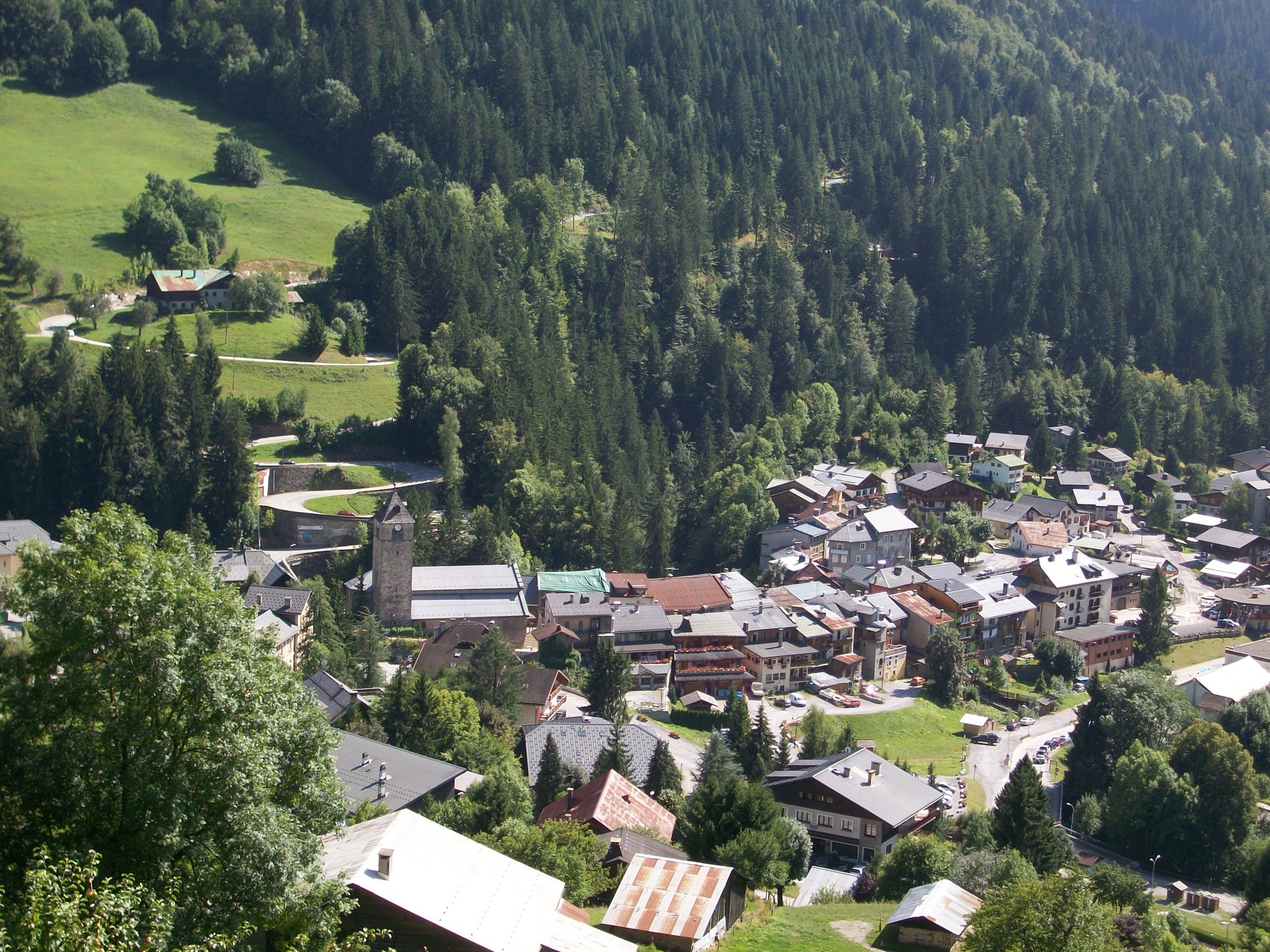 Le village de Flumet, dans le val d’Arly